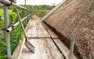 advantages of Tidcombe thatch roofing